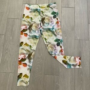 NWT Soft Surroundings Cream Floral Ankle Leggings - Multicolor